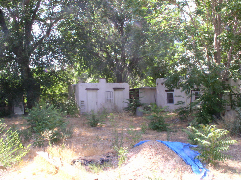Adobe Shed, Casita on right